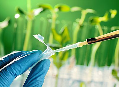 新型纳米RNA抗癌药物，，，，，，，，多靶点击毁癌中之王