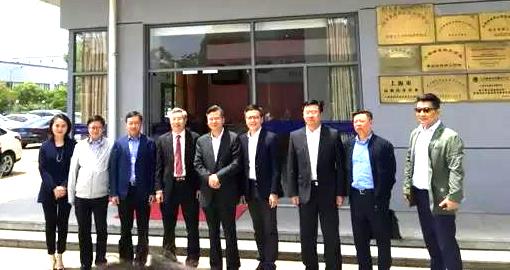 重庆市副市长李殿勋一行来访亿万先生mr