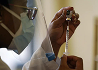 COVID-19：病毒一直突变，，，，，亿万先生mr疫苗尚有用吗？？？？？？？？